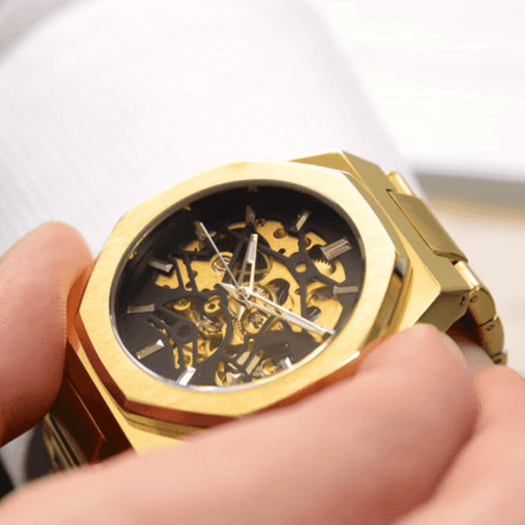 Relógio Masculino Sabr Skeleton Gold —